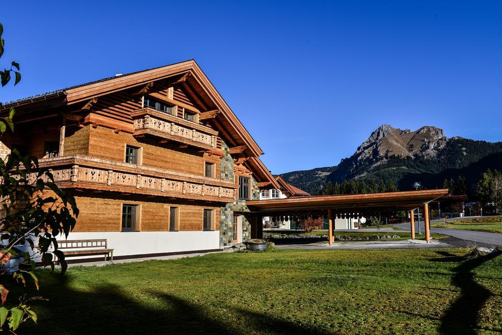 Sonn Alpin - Ferienwohnungen Gran Bagian luar foto